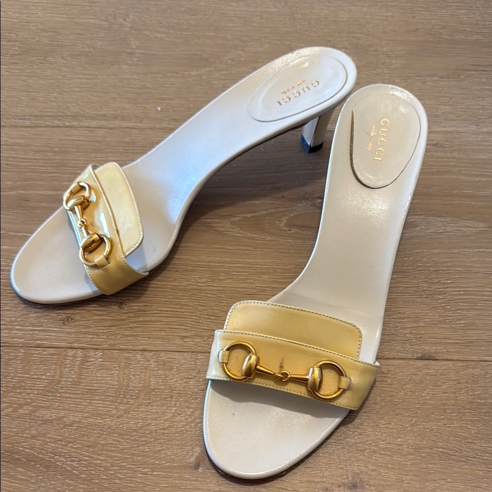 Gucci Cream Heels with Gold Hardware